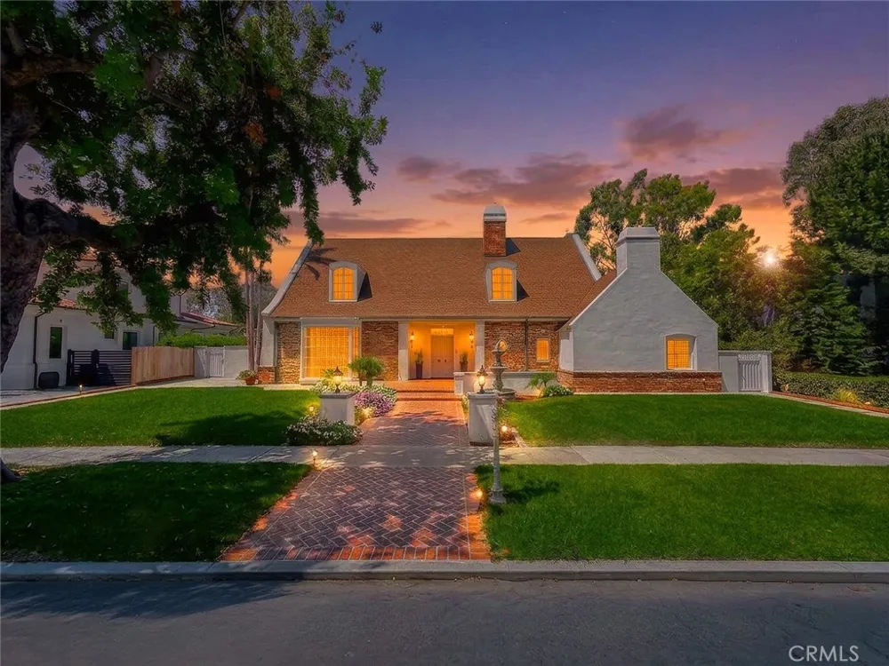 4217 Cedar Avenue Long Beach, CA 90807