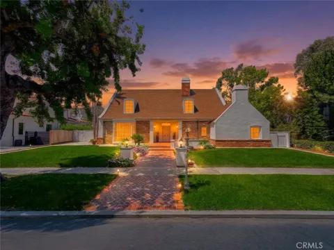 4217 Cedar Avenue