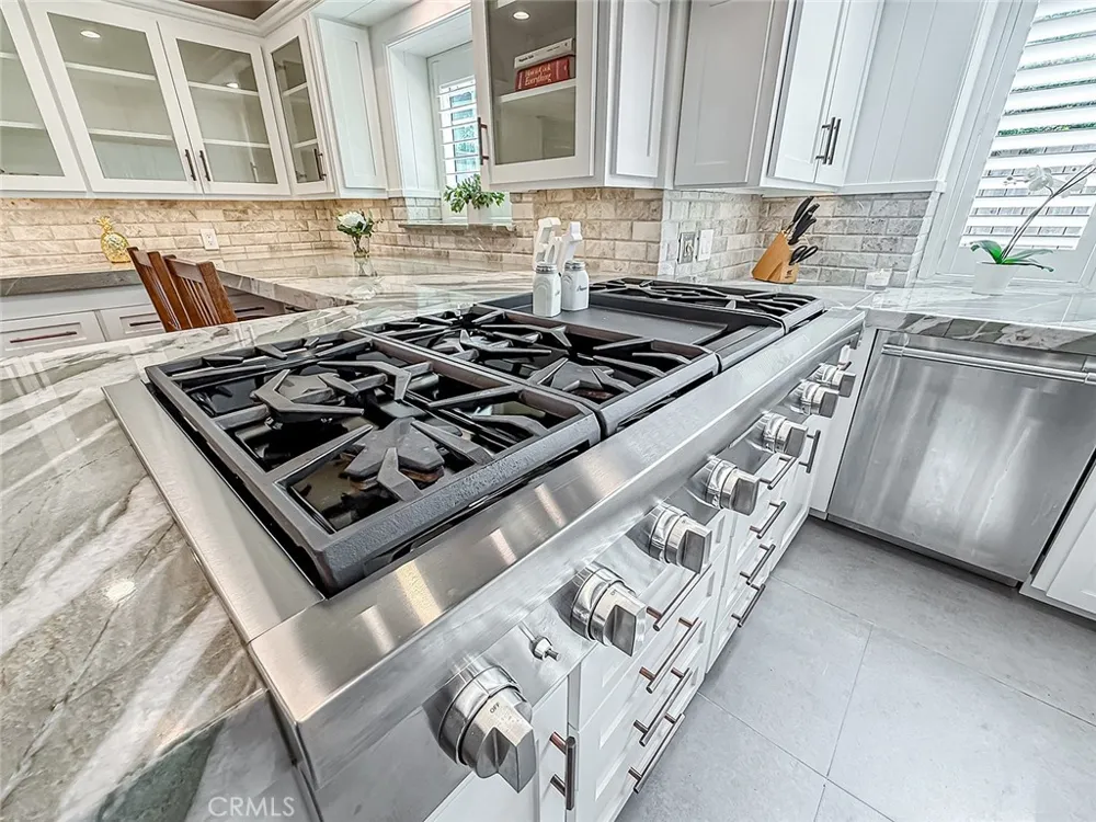 4217 Cedar Avenue Long Beach, CA 90807