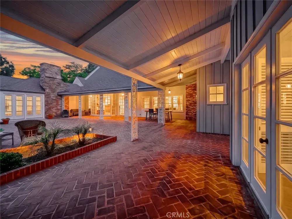 4217 Cedar Avenue Long Beach, CA 90807