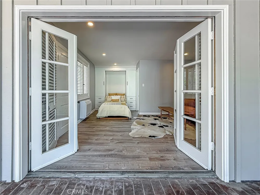 4217 Cedar Avenue Long Beach, CA 90807