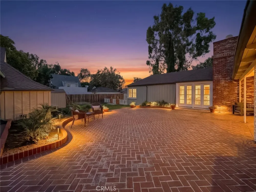 4217 Cedar Avenue Long Beach, CA 90807