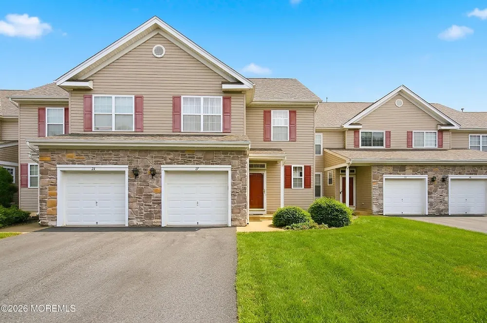 37 Manhattan Drive Brick, NJ 08723