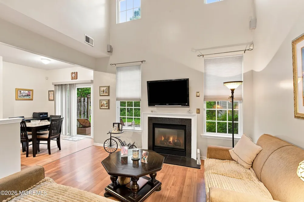 37 Manhattan Drive Brick, NJ 08723