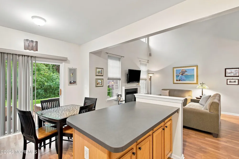 37 Manhattan Drive Brick, NJ 08723