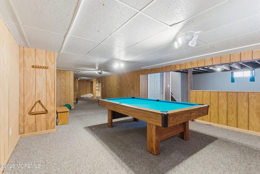 603 Carol Avenue Oakhurst, NJ 07755