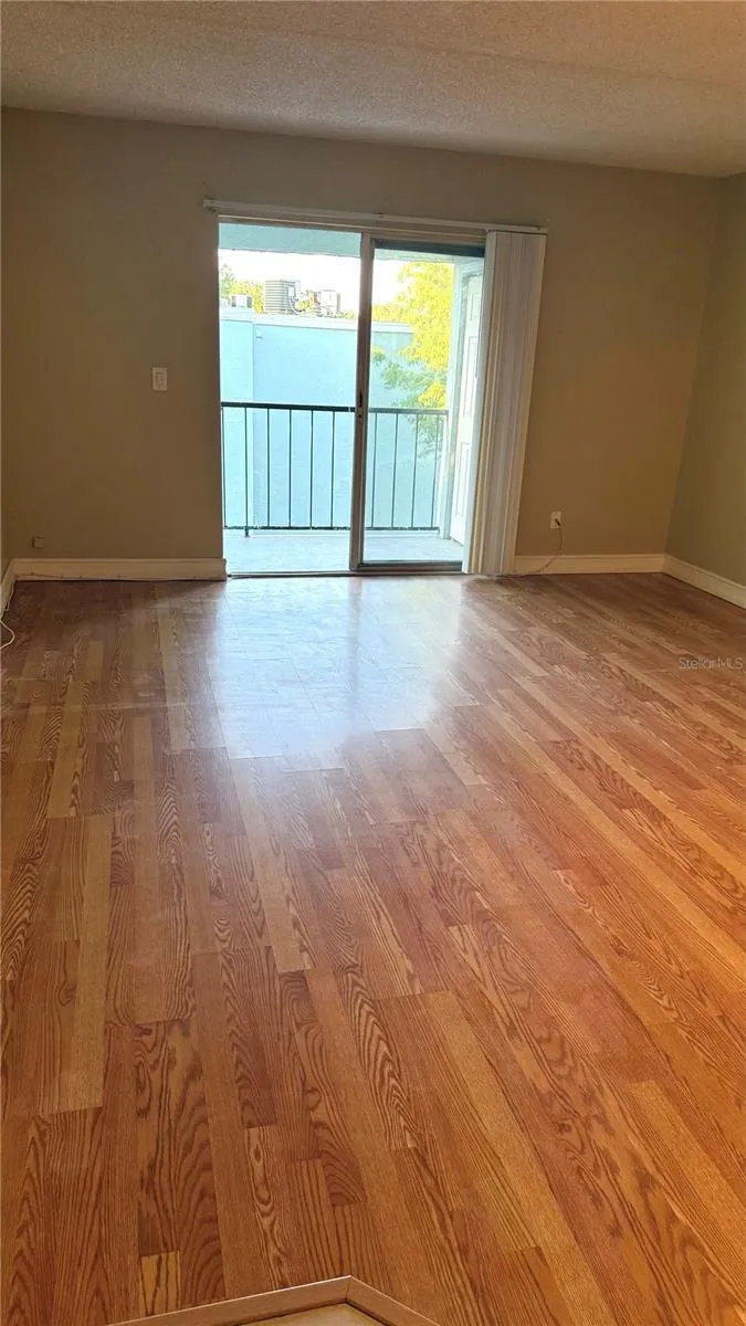 2830 SOMERSET PARK DRIVE #202 Tampa, FL 33613