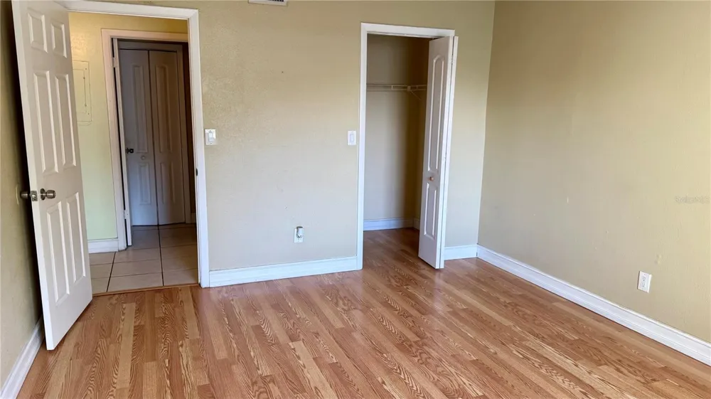 2830 SOMERSET PARK DRIVE #202 Tampa, FL 33613