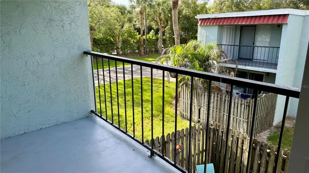 2830 SOMERSET PARK DRIVE #202 Tampa, FL 33613