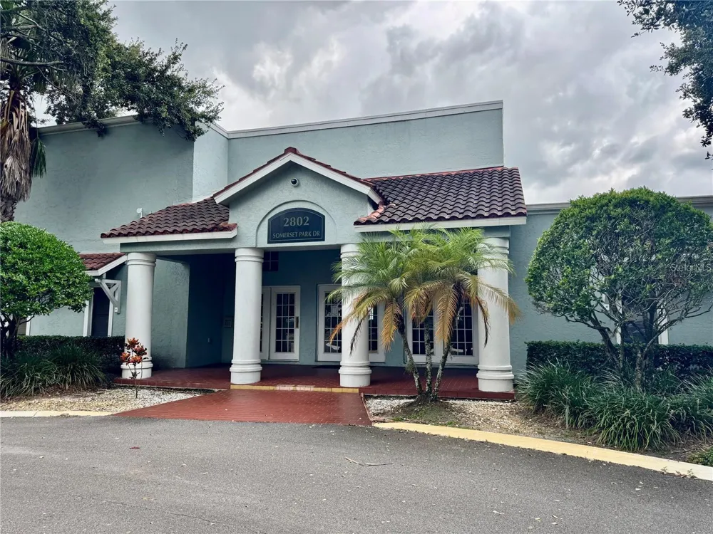 2830 SOMERSET PARK DRIVE #202 Tampa, FL 33613