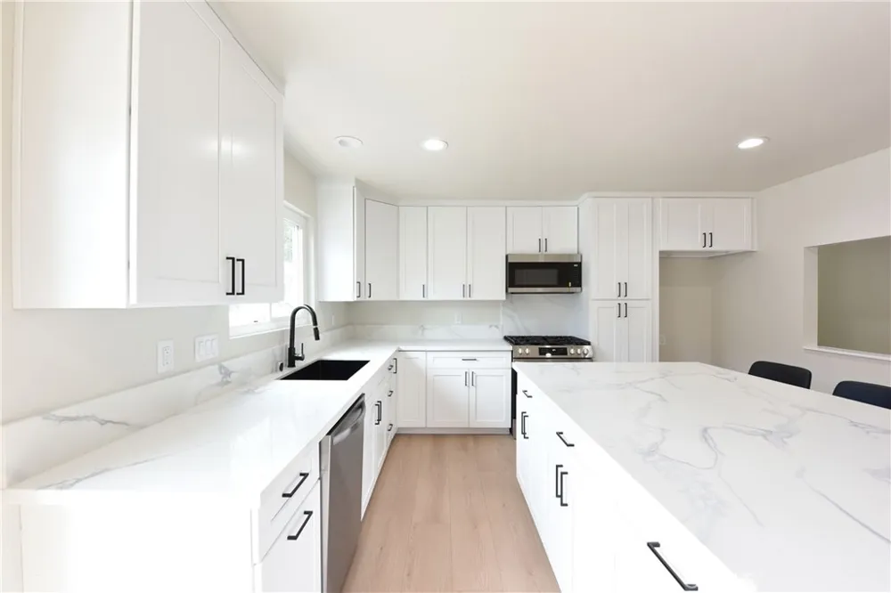 727 Brossard Thousand Oaks, CA 91360