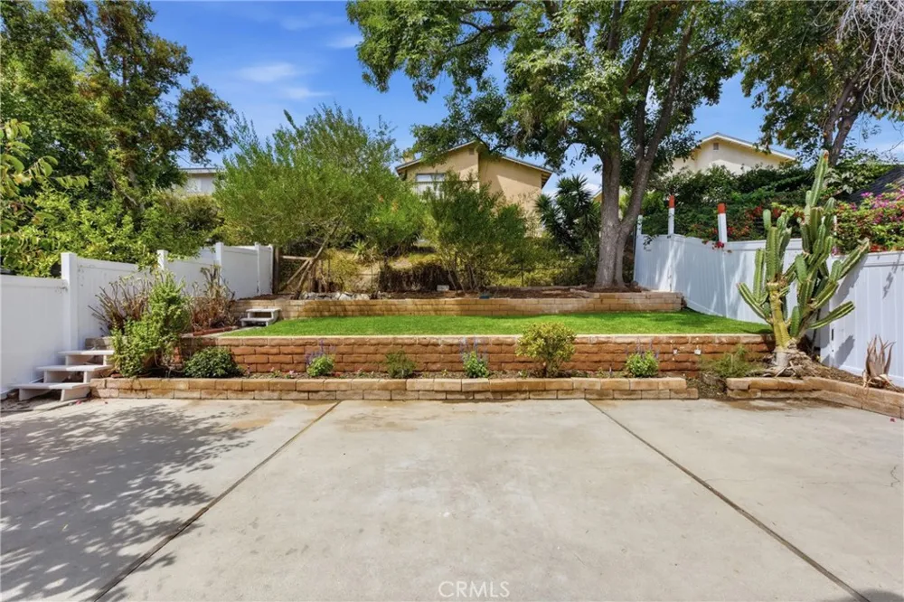727 Brossard Thousand Oaks, CA 91360