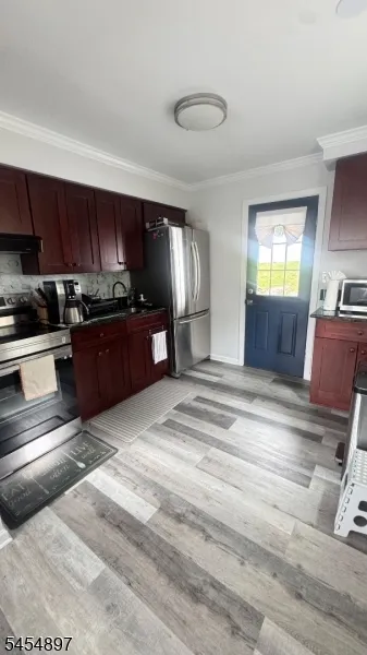 137 W End Ave Hopatcong, NJ 07843