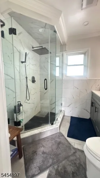 137 W End Ave Hopatcong, NJ 07843