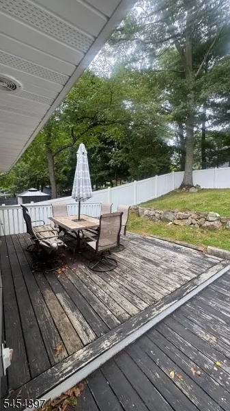 137 W End Ave Hopatcong, NJ 07843
