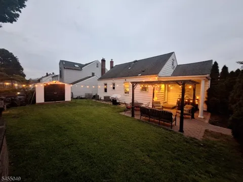 74 Starmond Ave