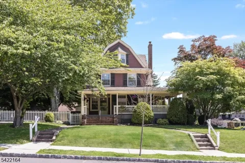 5 Colonial Ter
