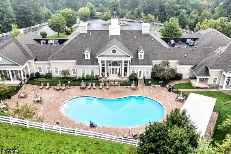 5208 Veterans Dr Rockaway, NJ 07885