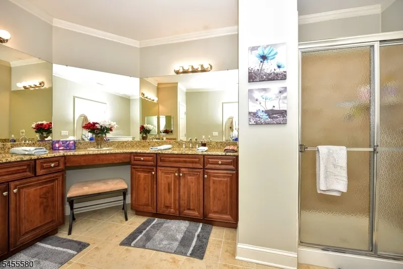 5208 Veterans Dr Rockaway, NJ 07885