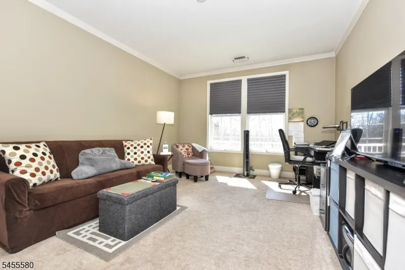 5208 Veterans Dr Rockaway, NJ 07885