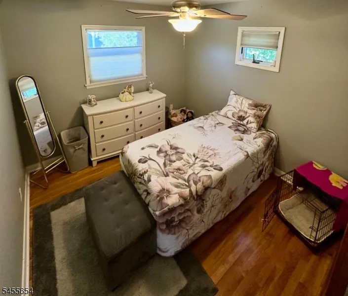 5 Corsi Rd Bloomfield, NJ 07003