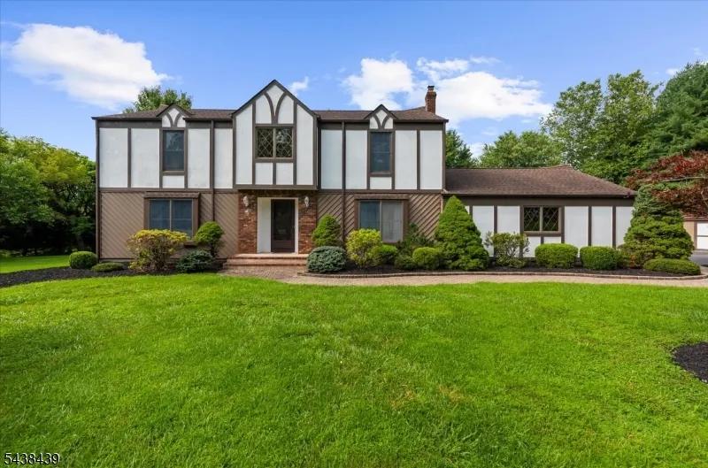 7 Devore Rd Readington, NJ 08822