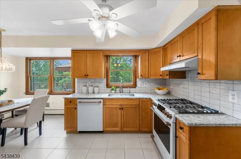 7 Devore Rd Readington, NJ 08822