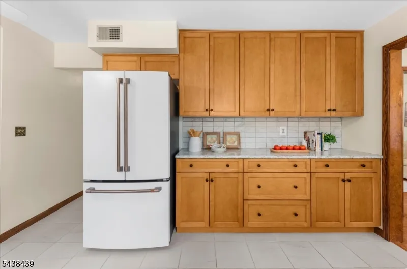 7 Devore Rd Readington, NJ 08822