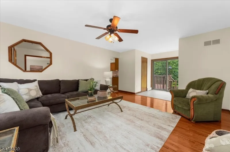 7 Devore Rd Readington, NJ 08822