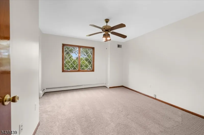 7 Devore Rd Readington, NJ 08822
