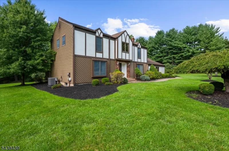 7 Devore Rd Readington, NJ 08822
