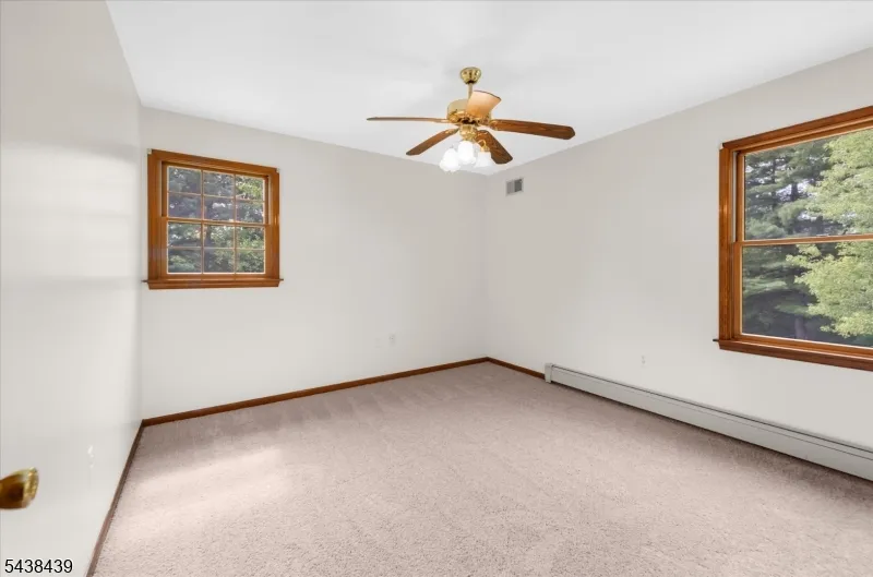 7 Devore Rd Readington, NJ 08822