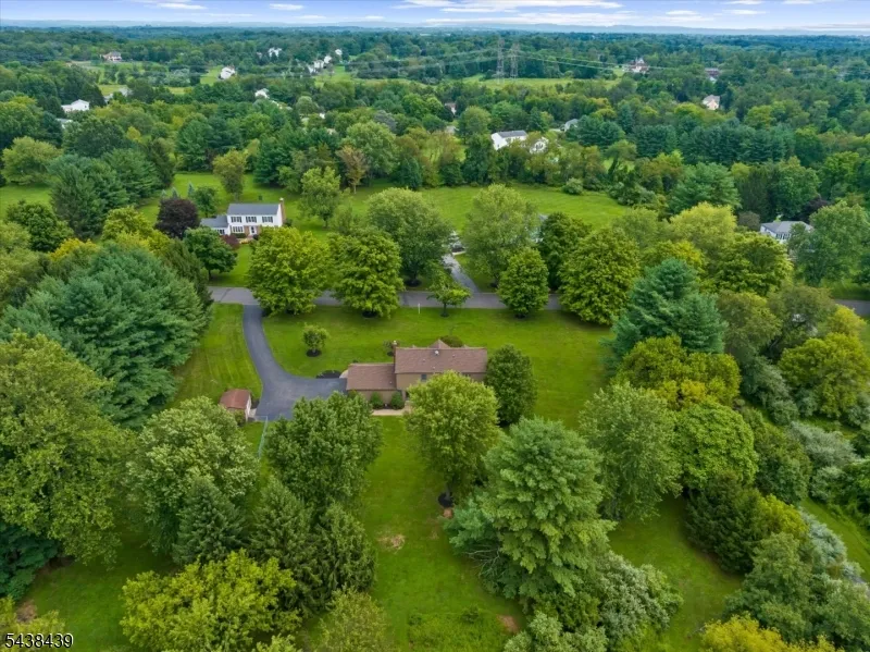 7 Devore Rd Readington, NJ 08822