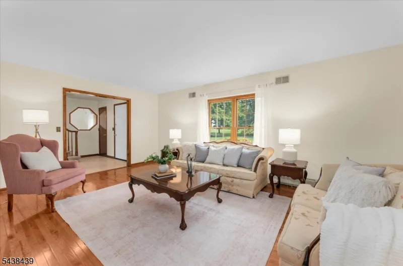 7 Devore Rd Readington, NJ 08822