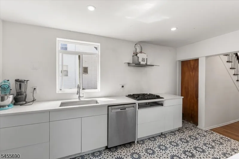 36 Bank St Sussex, NJ 07461