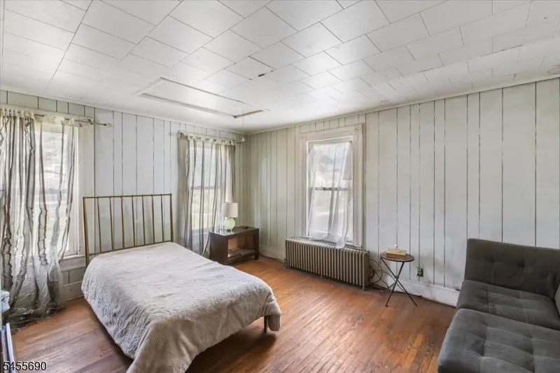 36 Bank St Sussex, NJ 07461