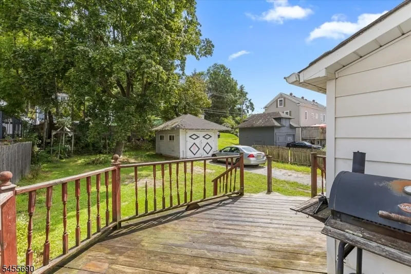 36 Bank St Sussex, NJ 07461