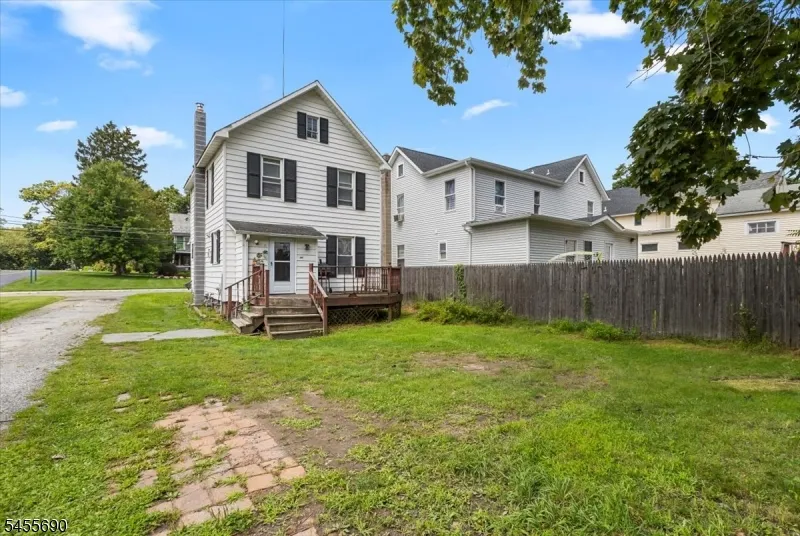 36 Bank St Sussex, NJ 07461