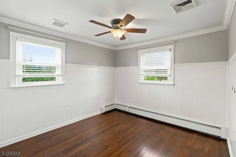 112 Sand Rd Fairfield, NJ 07004