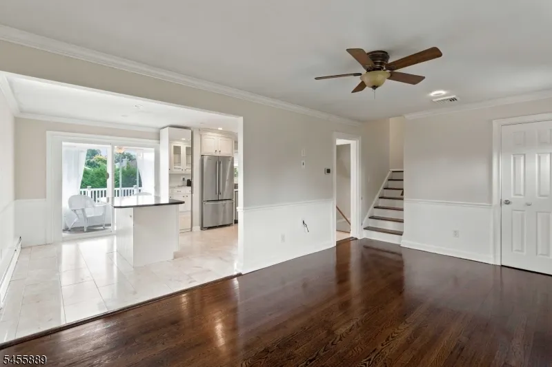112 Sand Rd Fairfield, NJ 07004