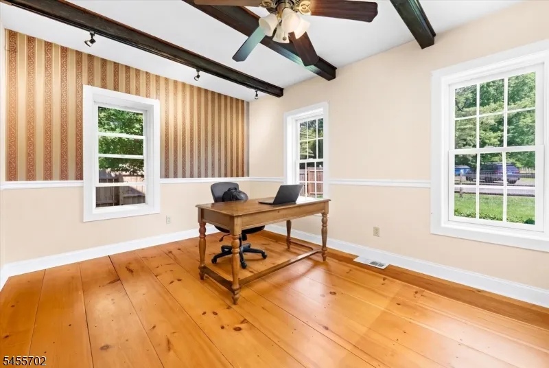 179 Lindbergh Rd East Amwell, NJ 08525