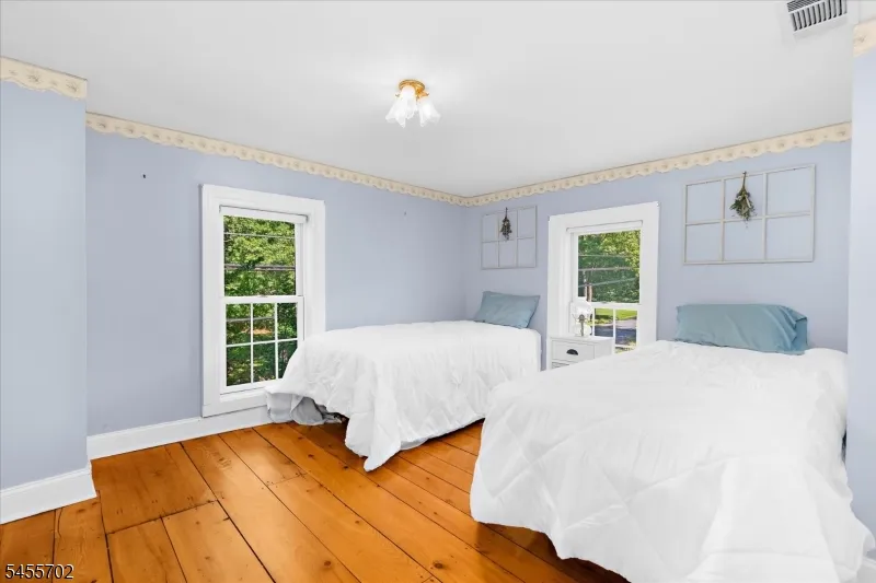 179 Lindbergh Rd East Amwell, NJ 08525