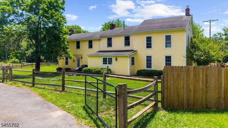 179 Lindbergh Rd East Amwell, NJ 08525