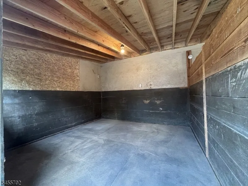 179 Lindbergh Rd East Amwell, NJ 08525