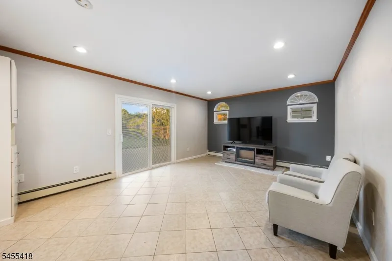 856 Mitchell Ave Union, NJ 07083