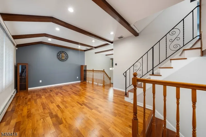856 Mitchell Ave Union, NJ 07083