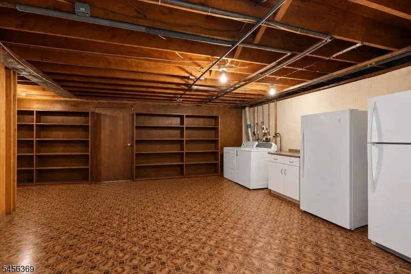 77 Pine Brook Rd Montville, NJ 07082