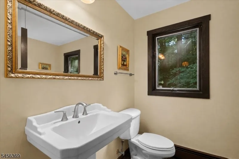 77 Pine Brook Rd Montville, NJ 07082