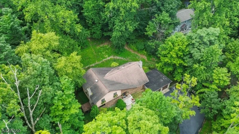 77 Pine Brook Rd Montville, NJ 07082