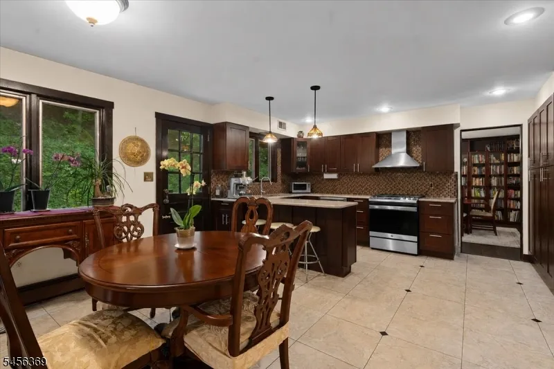 77 Pine Brook Rd Montville, NJ 07082